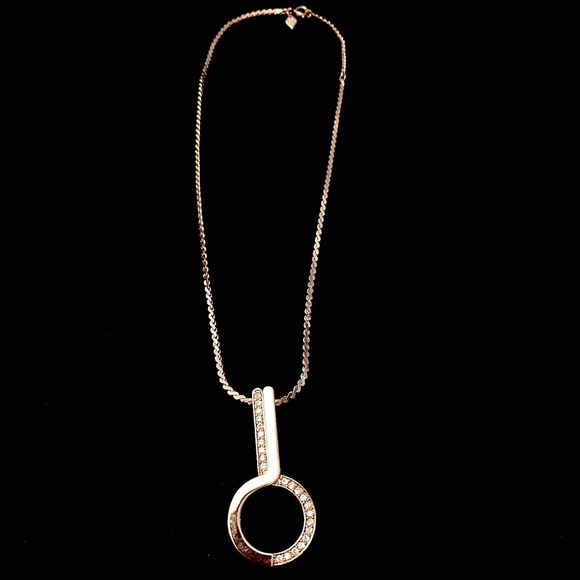 💞💗 SARAH COVENTRY Vintage Gold Toned Key Shaped Necklace With Gemstone Accents - Picture 4 of 10